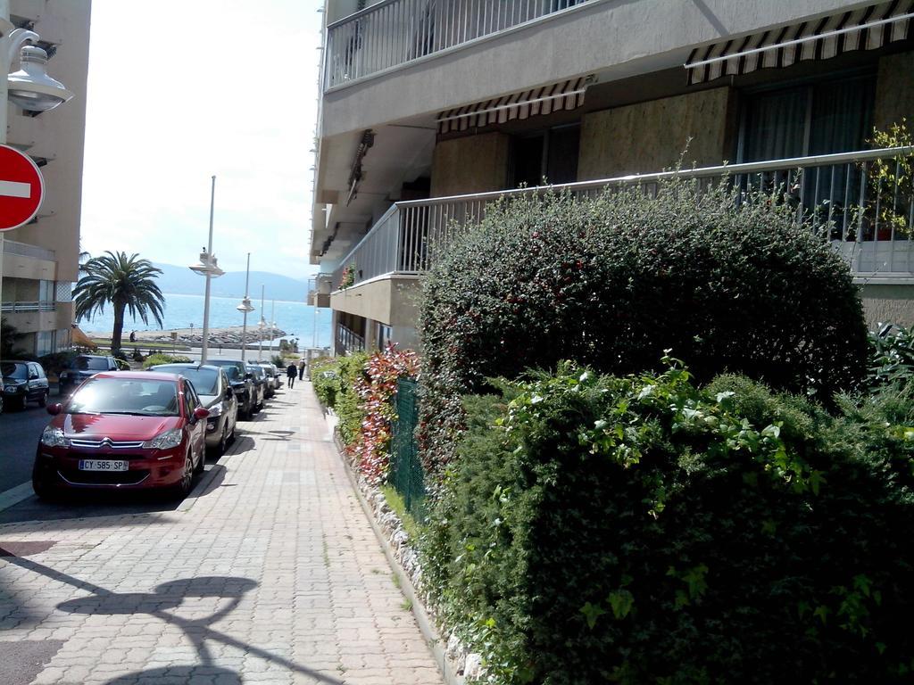 Appartement Promenade Des Bains แซ็งต์-ราฟาเอล ภายนอก รูปภาพ